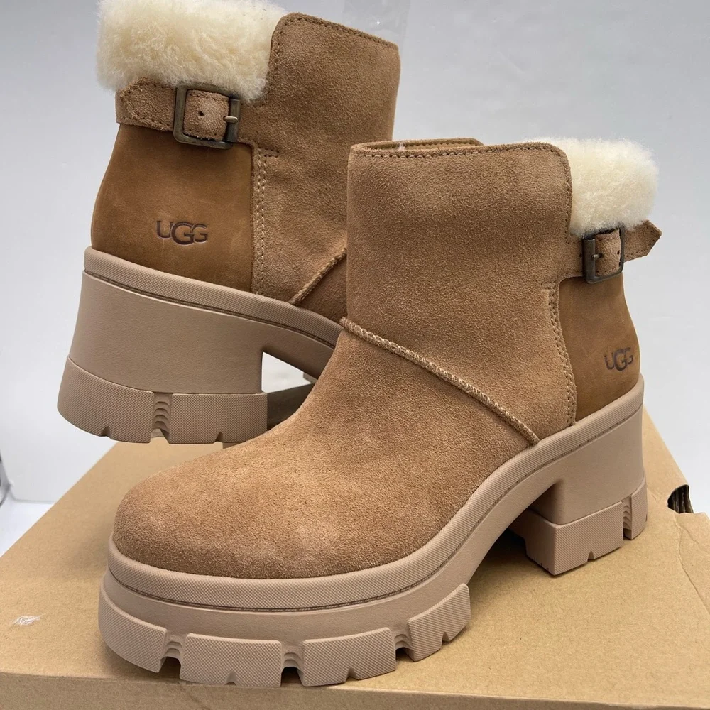 UGG Women's Tan Shearling
W BROOKLYN BUCKLE
CHESTNUT PLATFORM HIGH HEELS BOOTS - Picture 10 of 16